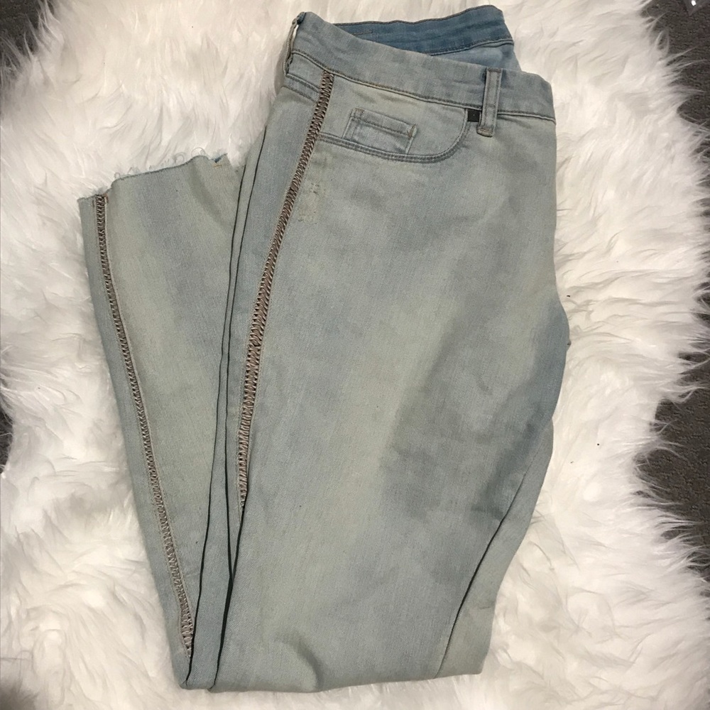 BLANKNYC Ankle Skinny Jean